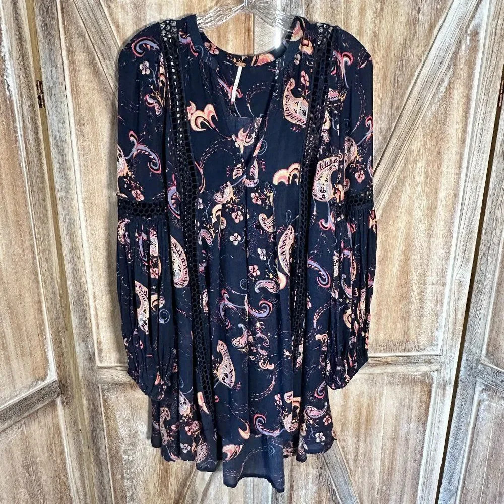 Free People Navy Floral Paisley V-Neck Tunic - Picture 6 of 11